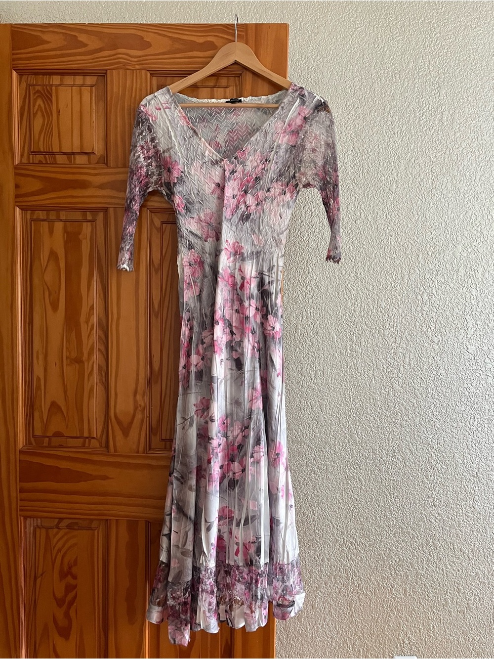 Komarov Pink Floral V-Neck Maxi Dress with Gray Accents